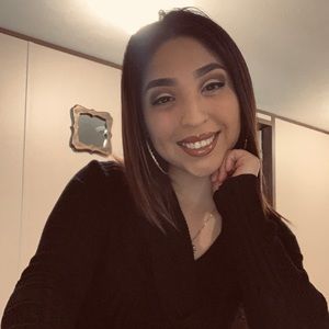 Meet your Posher, Alexandria